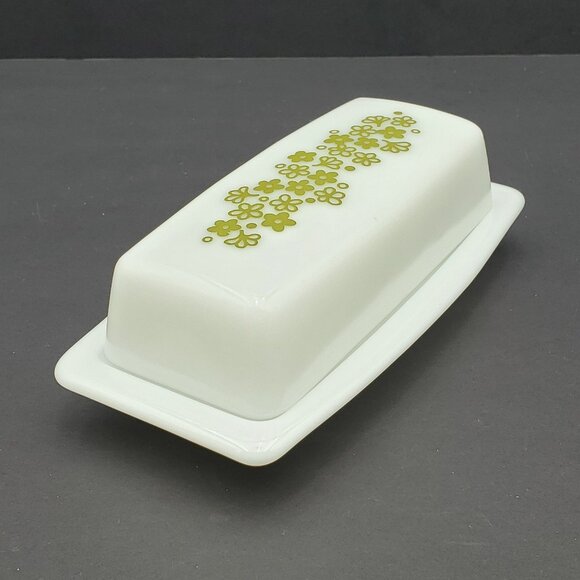 Pyrex Spring Blossom Crazy Daisy Covered Butter Dish Corning Butter Plate & Lid - Picture 1 of 6